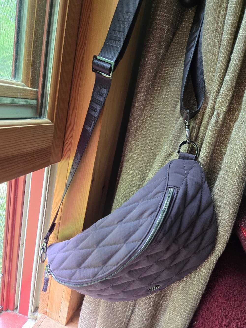 Bemo CloudGo Sling Bag (in plum color)